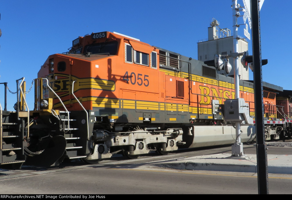 BNSF 4055